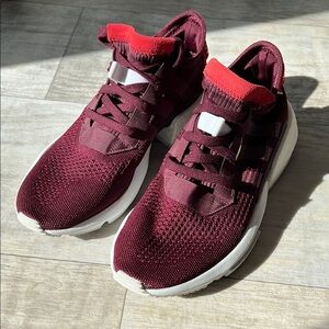 adidas Women's Athletic Shoes - POD-S 3.1 Burgundy and White